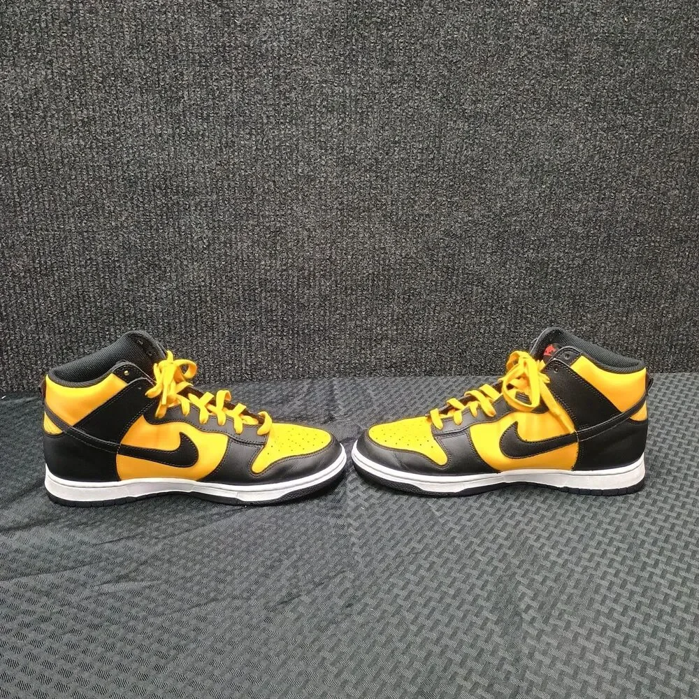 Nike Reverse Goldenrod DD1399-700 Size 10 Mens Used No Box